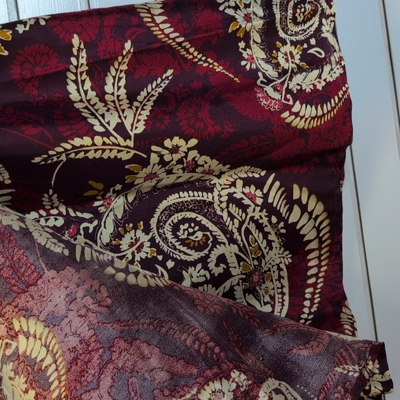 Talbots 100% Silk Flora/Red Paisley Wrap Skirt Size 14 P EUC - Picture 7 of 11